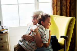 Comment garder le contact avec ses (grands-)parents durant le confinement ?