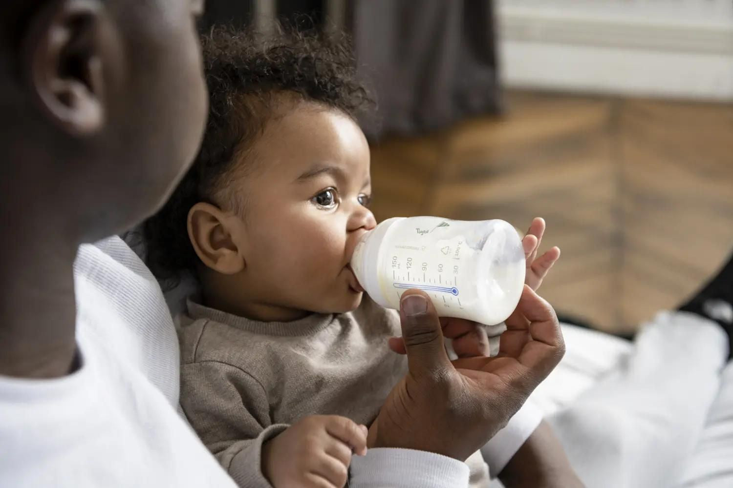 Biberon TRANSITION+ 150ml avec Alerte Température 0-6m